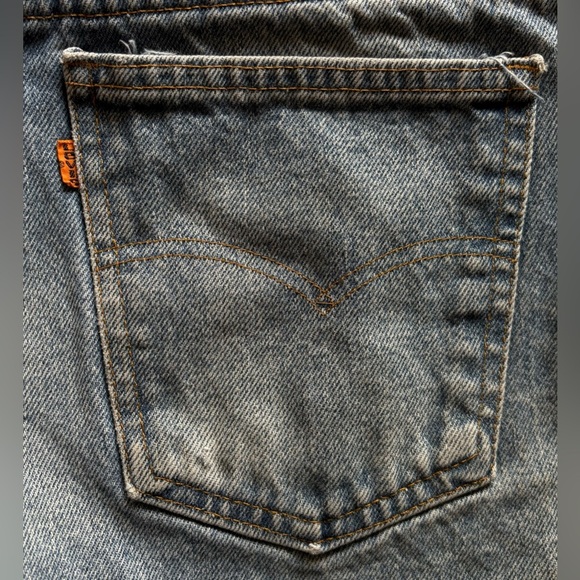 Vintage Levi’s Orange Tab Jean Shorts - Picture 4 of 6